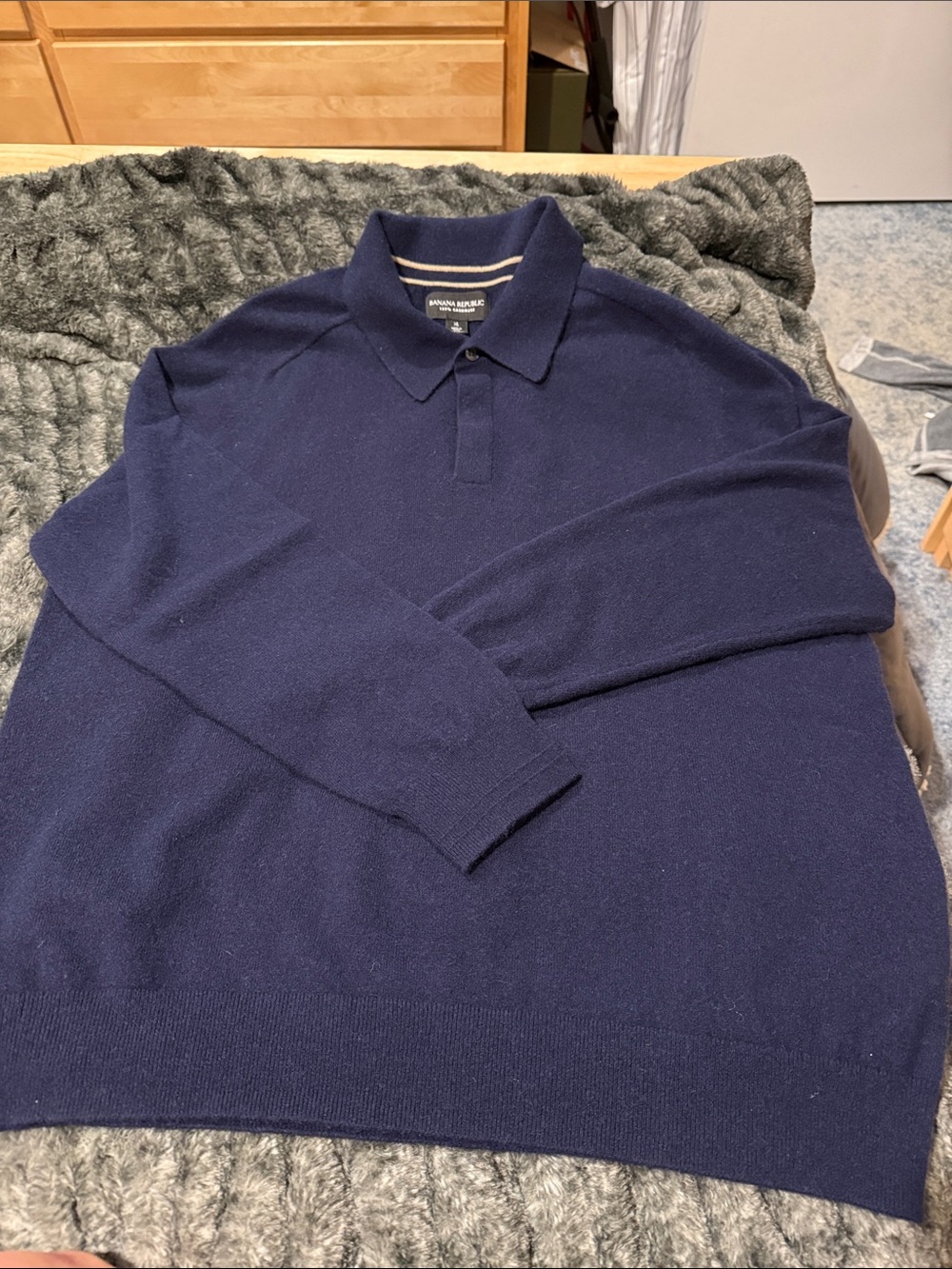 Banana Republic Men's Navy Blue Crewneck Polo Sweater